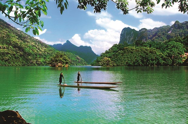 BA BE LAKE, THE GREEN GEM BETWEEN MOUNTAINS AND FORESTS