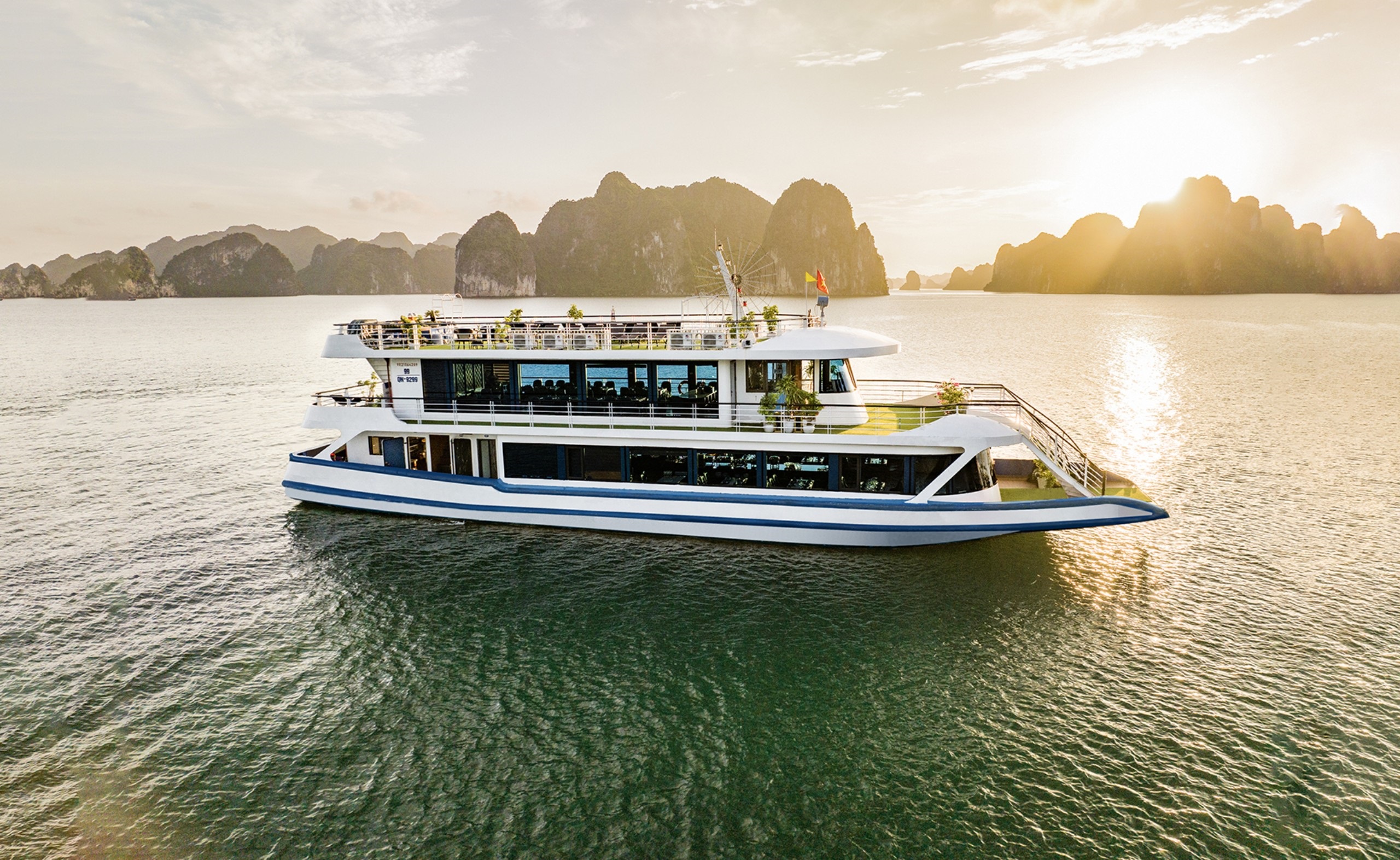 Guide to Halong International Cruise Port for Tourists